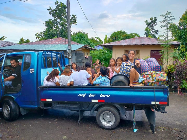 Mayon evacuees