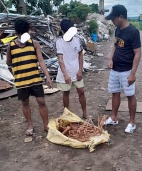duwa arestado sa Naga City sa kasong pagnanakaw