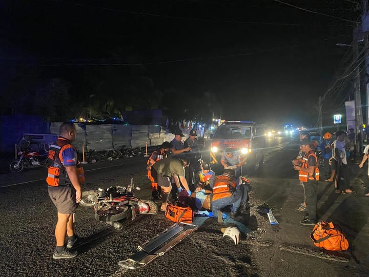 Sugatan ang sarong motorcycle rider matapos makabanggaan ang sarong SUV sa Barangay Busay, Daraga, Albay bandang alas 10:00 k